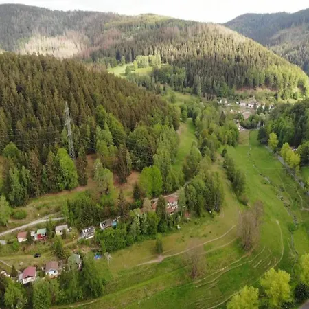 Spacious Lakeview Getaway Lägenhet Güntersberge