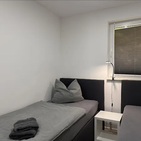 Spacious Lakeview Getaway Apartment