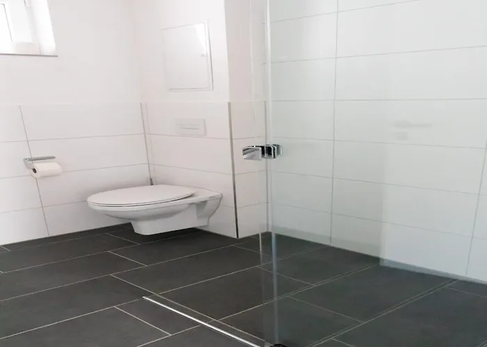 Lägenhet Spacious Lakeview Getaway