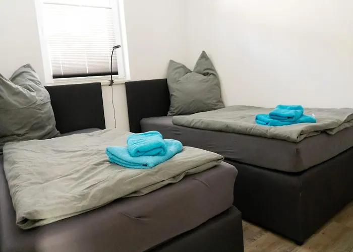 Apartment Spacious Lakeview Getaway