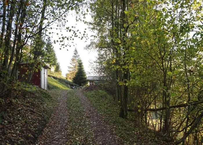 Apartment Spacious Lakeview Getaway *