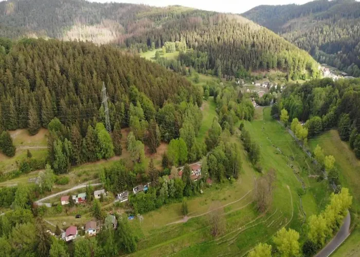 Spacious Lakeview Getaway Apartment Guntersberge